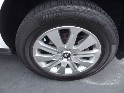 Used 2023 Hyundai Palisade SEL AWD/4WD image 18