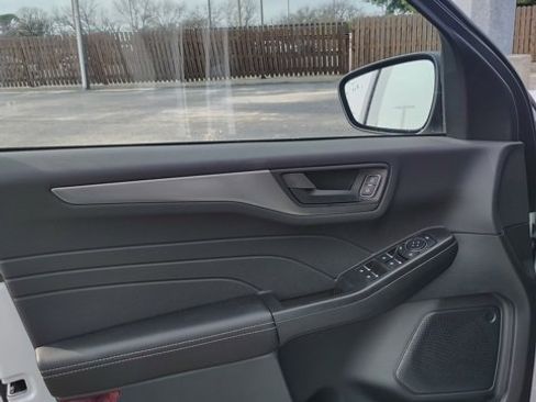 New 2026 Ford Escape Active w/ Tech Pack #1 image 15