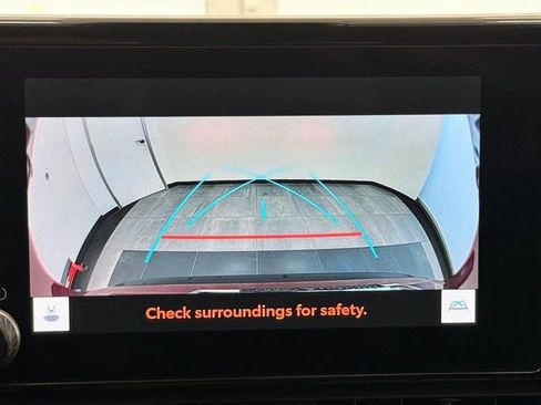 Used 2025 Toyota RAV4 LE image 17