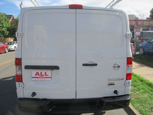 Used 2015 Nissan NV 2500 SV image 6