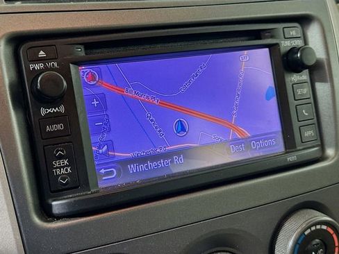 Used 2013 Toyota Corolla LE image 17