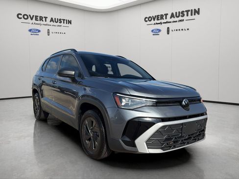 Used 2025 Volkswagen Taos S w/ Taos MDO Package FWD image 7