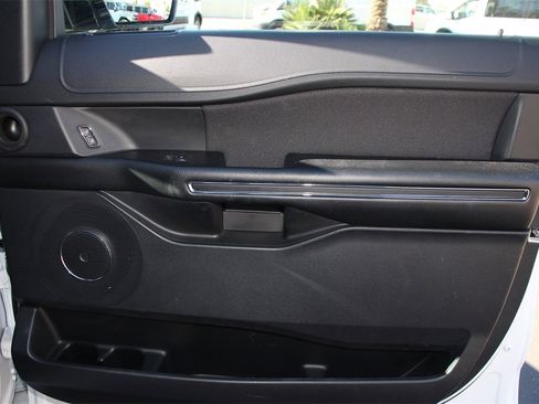 Used 2021 Ford Expedition XL image 26