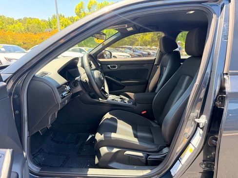 Used 2025 Honda Civic Sport image 23