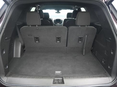 Used 2023 Chevrolet Traverse LT AWD/4WD image 30