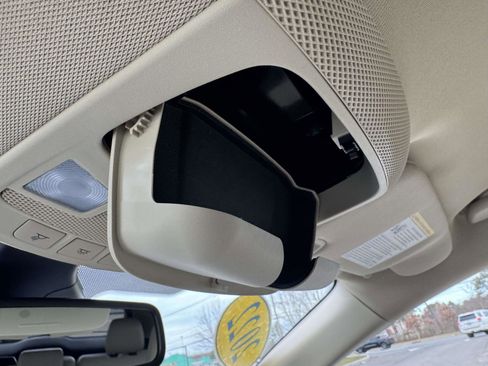 Used 2022 Ford Edge SEL w/ Convenience Package image 35