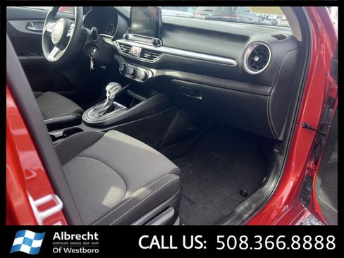Used 2023 Kia Forte LXS image 19