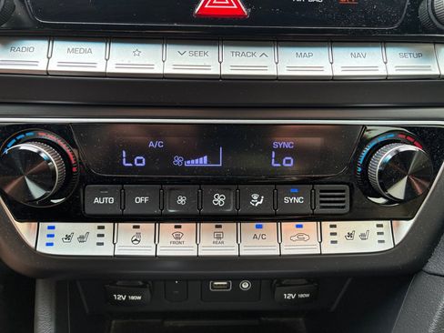 Used 2018 Hyundai Sonata Limited FWD image 22