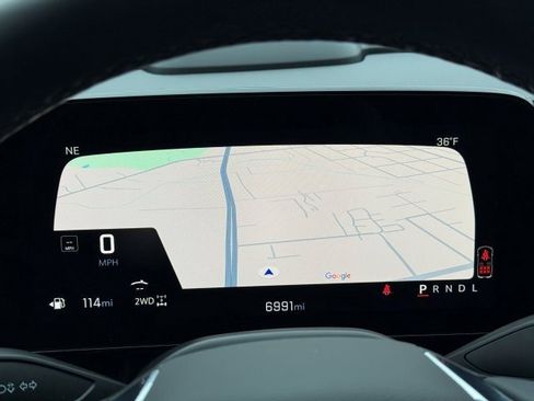 Used 2025 Chevrolet Tahoe Z71 w/ Comfort Package image 38