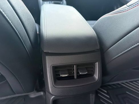 Used 2025 Chevrolet Equinox EV RS FWD image 6