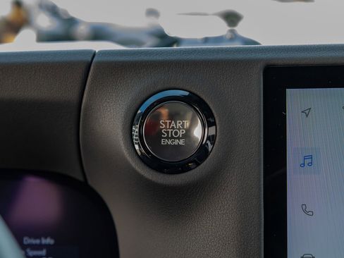 Used 2026 Lexus GX 550 w/ Accessory Package (2T) image 23