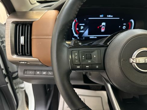 Certified 2024 Nissan Pathfinder Platinum image 21