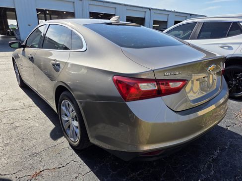 Used 2023 Chevrolet Malibu LT FWD image 4