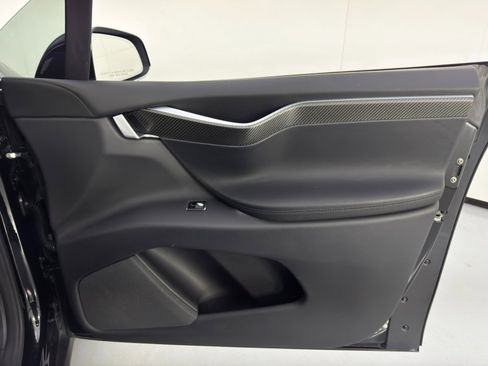 Used 2016 Tesla Model X P90D image 43