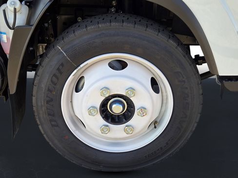 New 2025 Chevrolet Low Cab Forward image 11