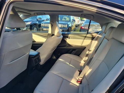 Used 2025 Toyota Camry XLE w/ Premium Plus Package FWD image 8
