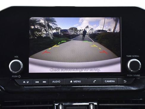 Used 2023 Nissan Pathfinder SV FWD image 18