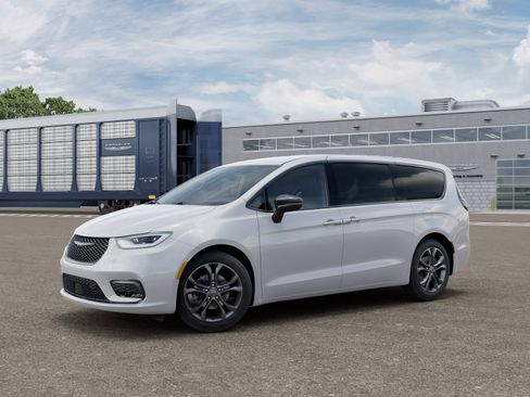 New 2026 Chrysler Pacifica Select FWD image 17