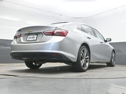 Used 2022 Chevrolet Malibu LT FWD image 43