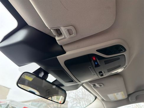 Used 2023 Subaru Legacy Premium image 29