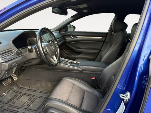 Used 2020 Honda Accord Sport image 9