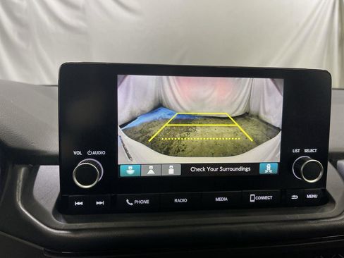 Used 2025 Honda Accord SE image 17