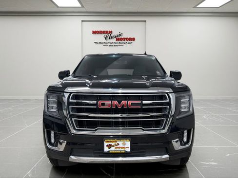 Used 2024 GMC Yukon SLT AWD/4WD image 2