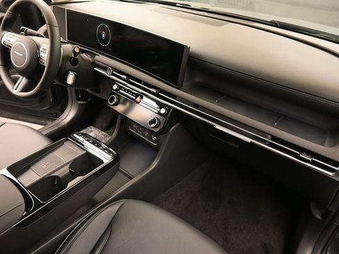 New 2026 Hyundai Tucson Limited image 13