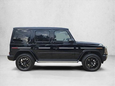 Used 2025 Mercedes-Benz G 550 image 4