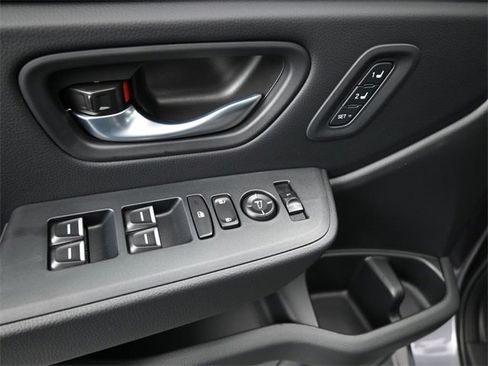 New 2025 Honda Pilot EX-L image 13