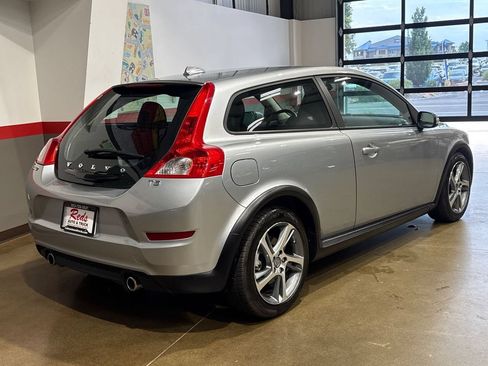 Used 2013 Volvo C30 FWD image 33