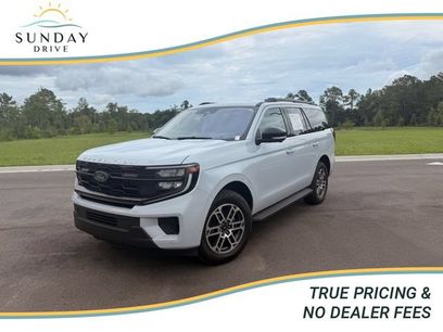 Used 2025 Ford Expedition Active