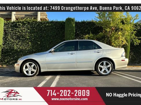 Used 2004 Lexus IS 300 w/ Pwr & Alcantara Pkg RWD image 11