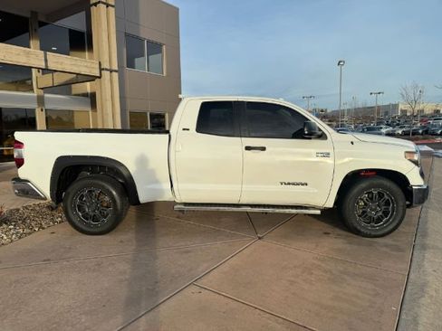 Used 2016 Toyota Tundra SR5 image 9