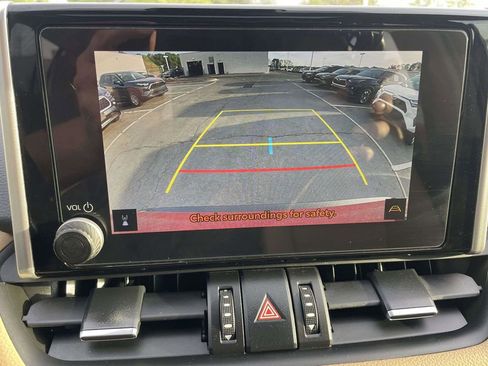 Used 2025 Toyota RAV4 XLE Premium FWD image 40