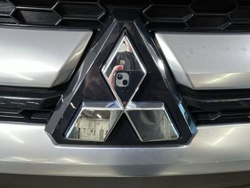 Used 2024 Mitsubishi Outlander Sport SE AWD/4WD image 9