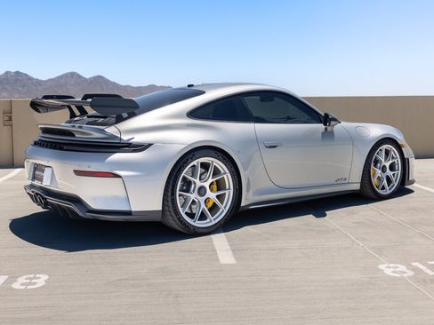 Used 2026 Porsche 911 GT3 RWD image 7