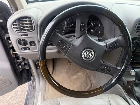 Used 2005 Buick Rainier CXL AWD/4WD image 9