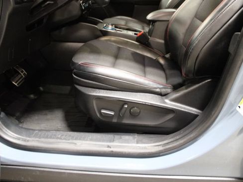 Used 2024 Ford Escape ST-Line w/ Tech Pack #1 AWD/4WD image 19