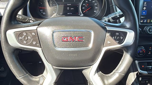 Used 2023 GMC Terrain SLT AWD/4WD image 17