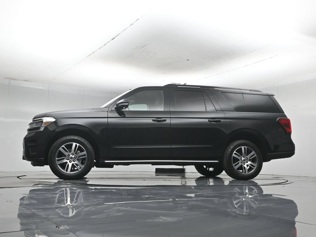 Used 2022 Ford Expedition Max Limited AWD/4WD image 59