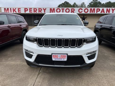 New 2025 Jeep Grand Cherokee Limited image 2