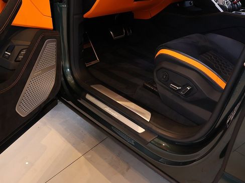 Used 2023 Lamborghini Urus S image 61