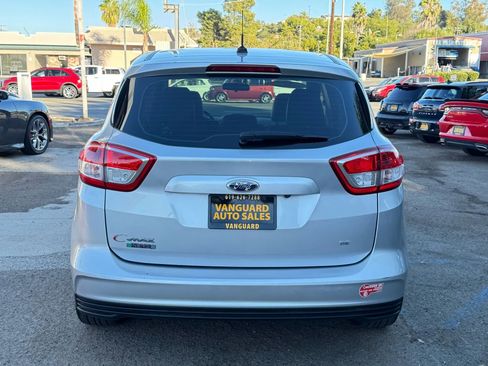 Used 2017 Ford C-MAX Energi SE w/ Equipment Group 402A image 40