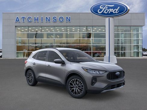 New 2026 Ford Escape SE image 7