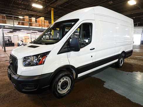 Used 2023 Ford Transit 250 148 High Roof Extended w/ Load Area Protection Package RWD image 3