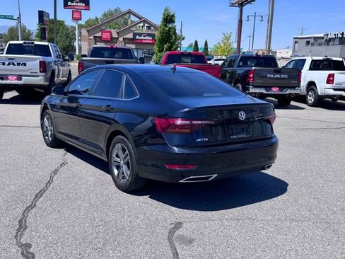 Used 2019 Volkswagen Jetta R-Line FWD image 6