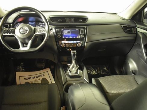 Used 2020 Nissan Rogue SV image 27