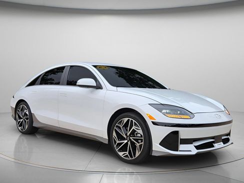 Used 2023 Hyundai Ioniq 6 SEL w/ Cargo Package RWD image 9