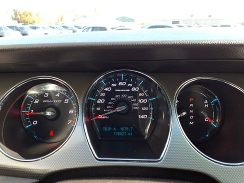 Used 2012 Ford Taurus SEL image 19